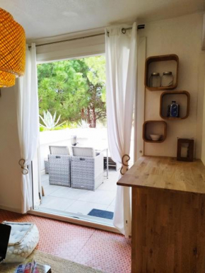 Charmant T2 terrasse, bord de mer